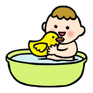 水遊びって赤ちゃんはいつから?注意が必要なおもちゃは? 水遊びって赤ちゃんはいつから?注意が必要なおもちゃは?